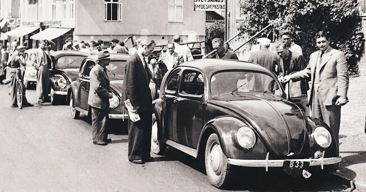 Volkswagen firar 75-årsdag – första av 2,45 miljoner bilar i Sverige